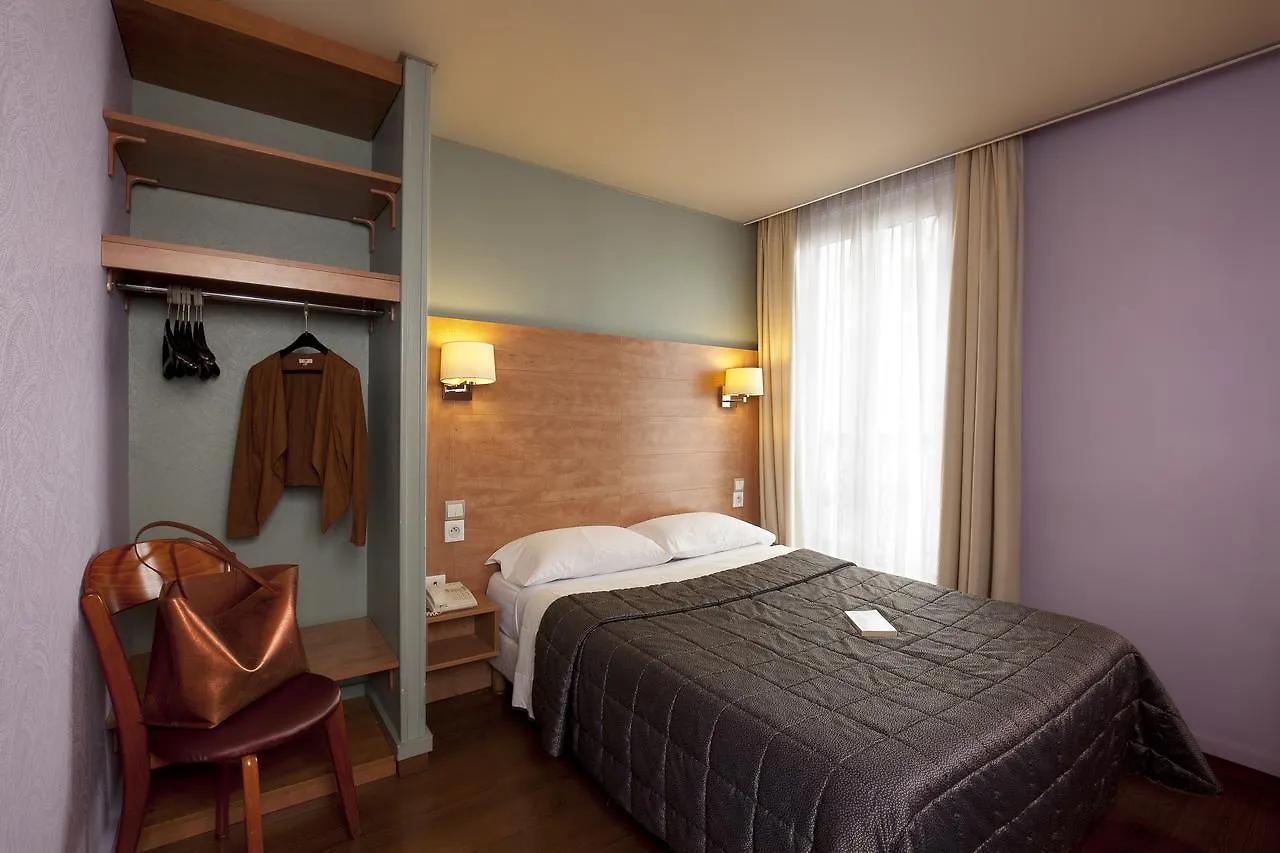 ***  Palma Hotel Paris France